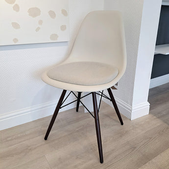 Vitra Eames DSW Dining Chair Seat Upholstery Ex-Display