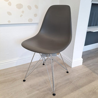 Vitra Eames DSR Dining Chair Ex-Display