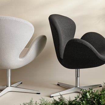 Fritz Hansen 3320 Swan Lounge Chair Serpentine Fabric