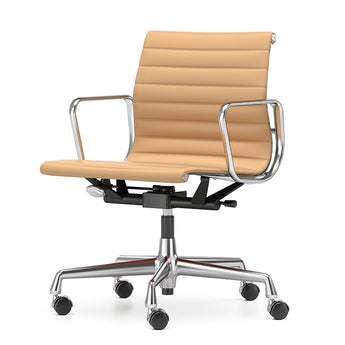 Vitra Eames EA 118 Aluminium Group Office Chair