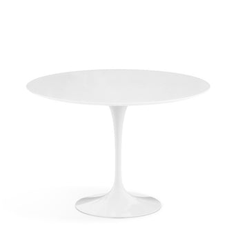 Knoll Saarinen Outdoor Round Dining Table