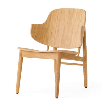 Audo The Penguin Wooden Lounge Chair in Natural Oak — packshot