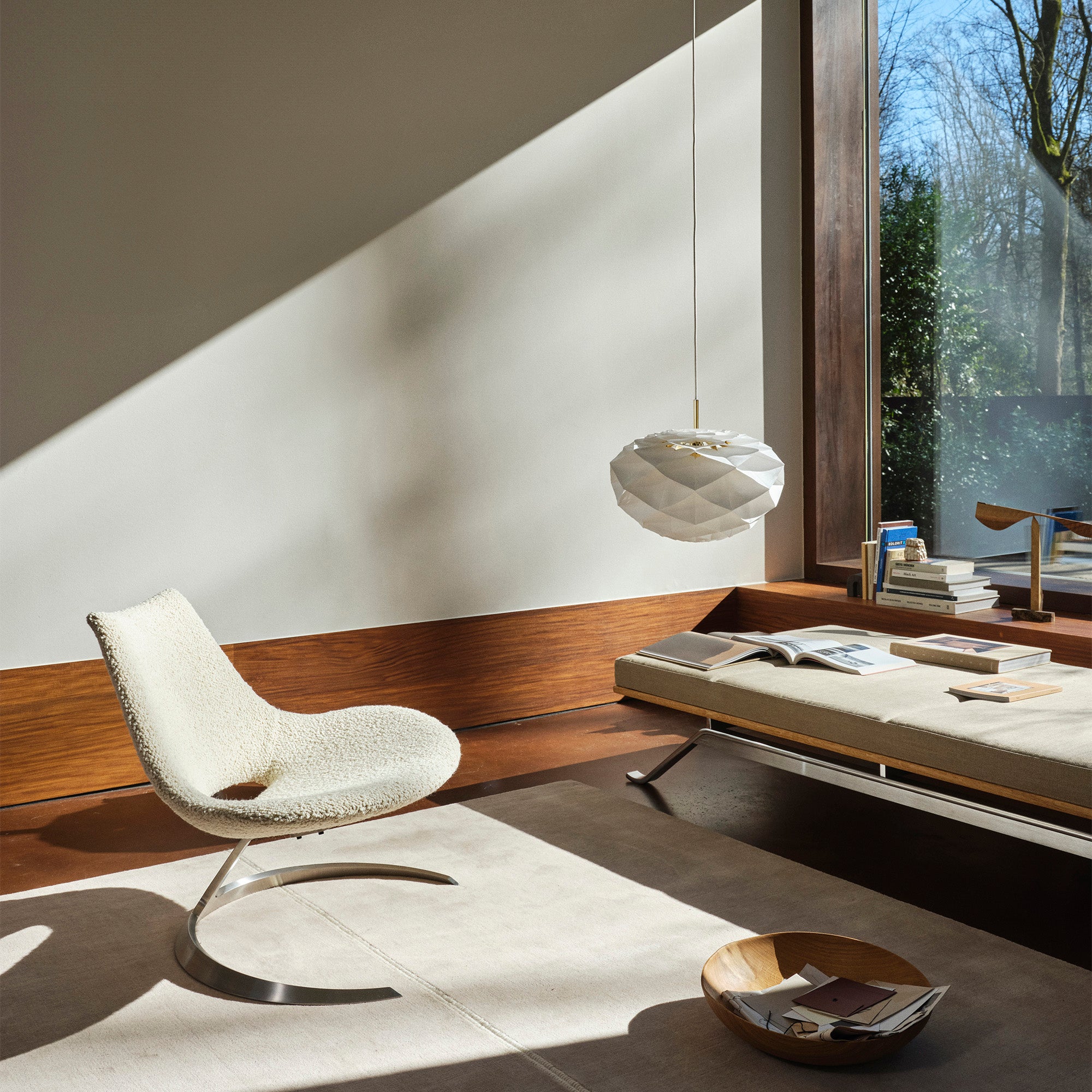 Carl Hansen OS111 Begonya Pendant Light D500mm with FK64 chair and TK8 table — lifestyle