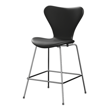 Fritz Hansen 3187 Series 7 Counter Stool Fully Upholstered Essential Leather in Black, Chrome Base — packshot
