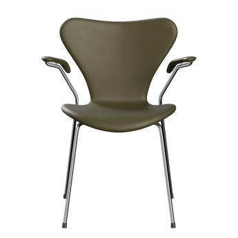 Fritz Hansen 3207 Series 7 Armchair Fully Upholstered Essential Leather in Moss Green, Chrome Base — packshot