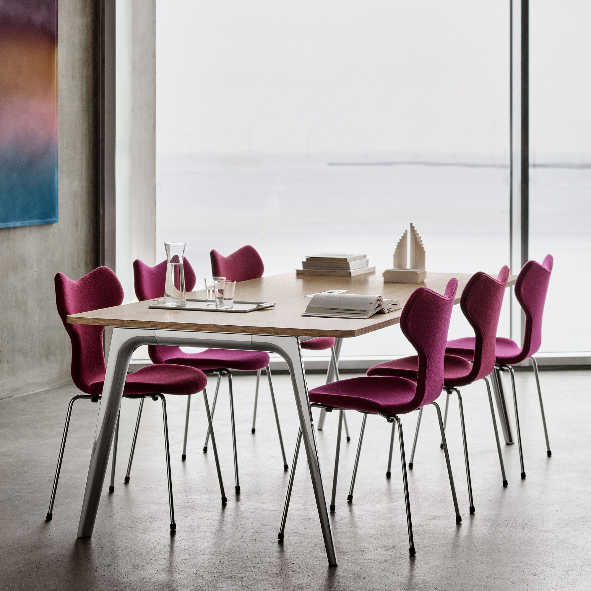 Fritz Hansen 3130 Grand Prix Dining Chair Upholstered — lifestyle, dining room with Hallingdal chairs and Pluralis table