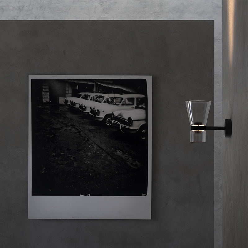 Flos Nocturne Wall Light Cone — lifestyle, interior, ph. Santi Caleca