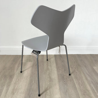 Fritz Hansen 3130 Grand Prix Chair - Ex-Display