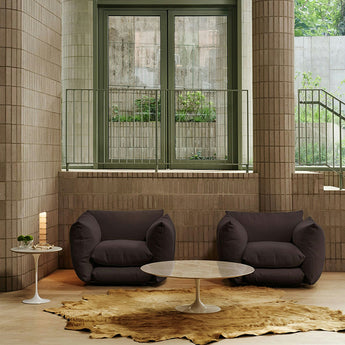 Knoll Perron Pillo Lounge Chair — lifestyle