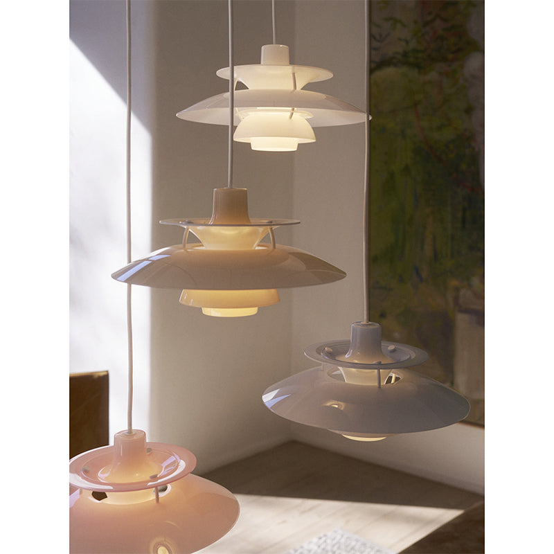 Louis Poulsen PH 5 320 Opal Pendant — lifestyle, detail