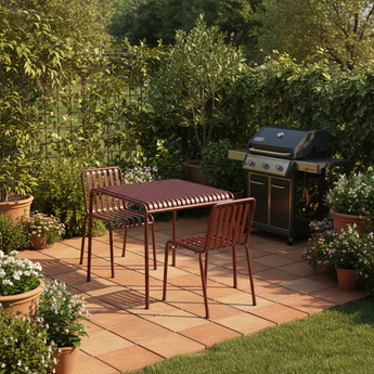 HAY Palissade Small Outdoor Dining Bundle Iron Red