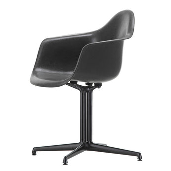 Vitra Eames Fiberglass Armchair DAL