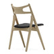 Carl Hansen CH29P Sawbuck Chair in Oak Soap, Thor 301 — packshot, detail