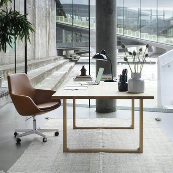 Fritz Hansen 3211 Little Giraffe Office Chair