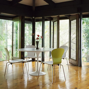 Knoll Saarinen Large Round Dining Table
