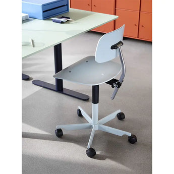 Montana Kevi 2533 Office Chair Display